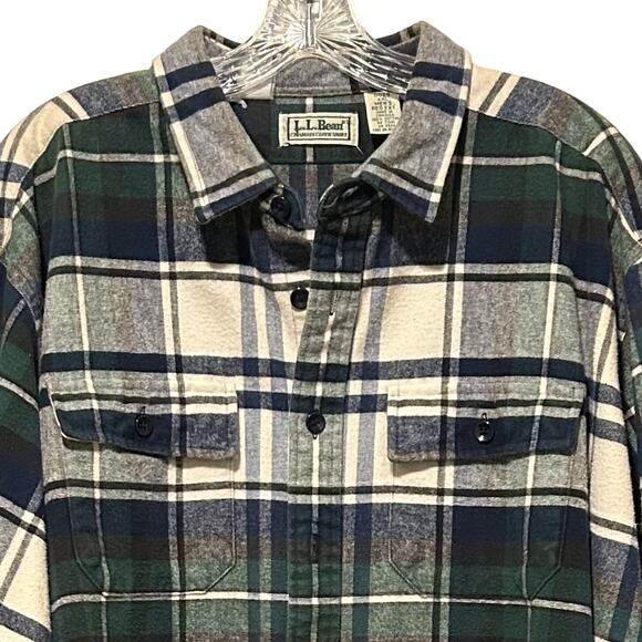 L.L. Bean Chamois Cloth Shirt XXL Blue Green Plaid Cotton Button Down GO28 Gorp - Picture 2 of 8